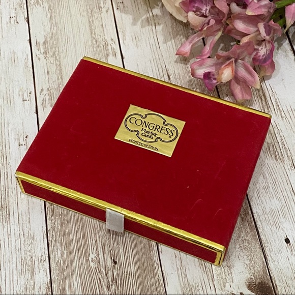 Congress Poinsettia Pine Cones Playing Cards - Picture 3 of 8